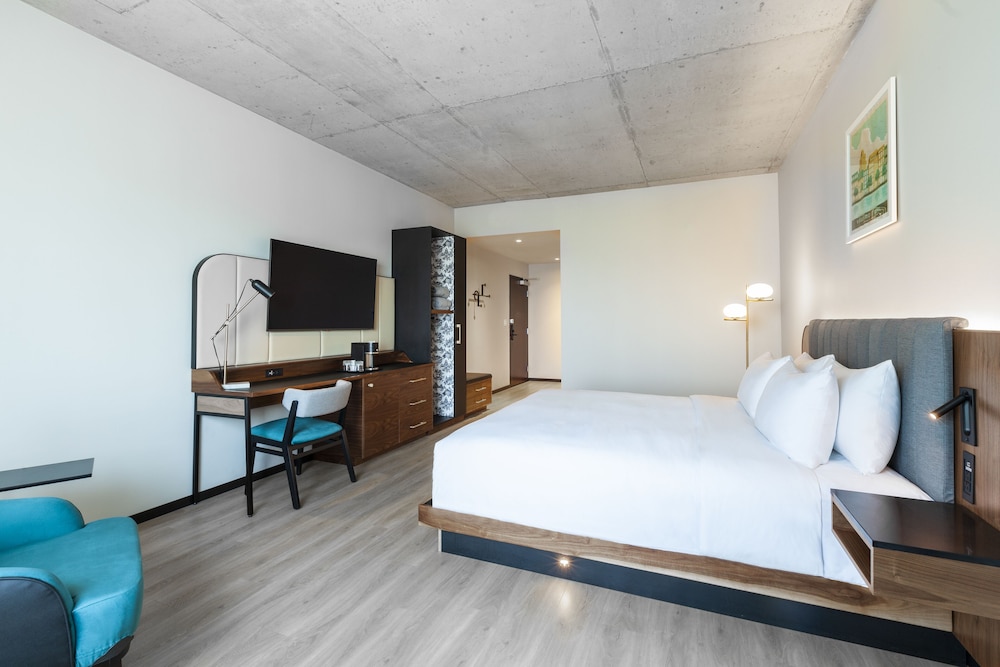 hyatt centric ville marie montreal