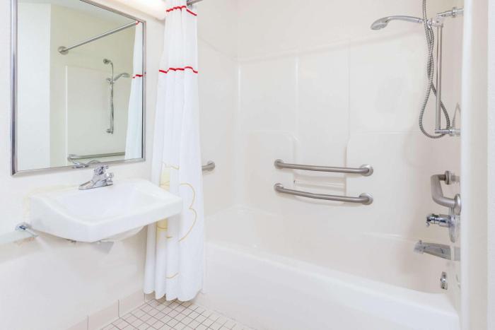 mainstay suites chicago hoffman estates