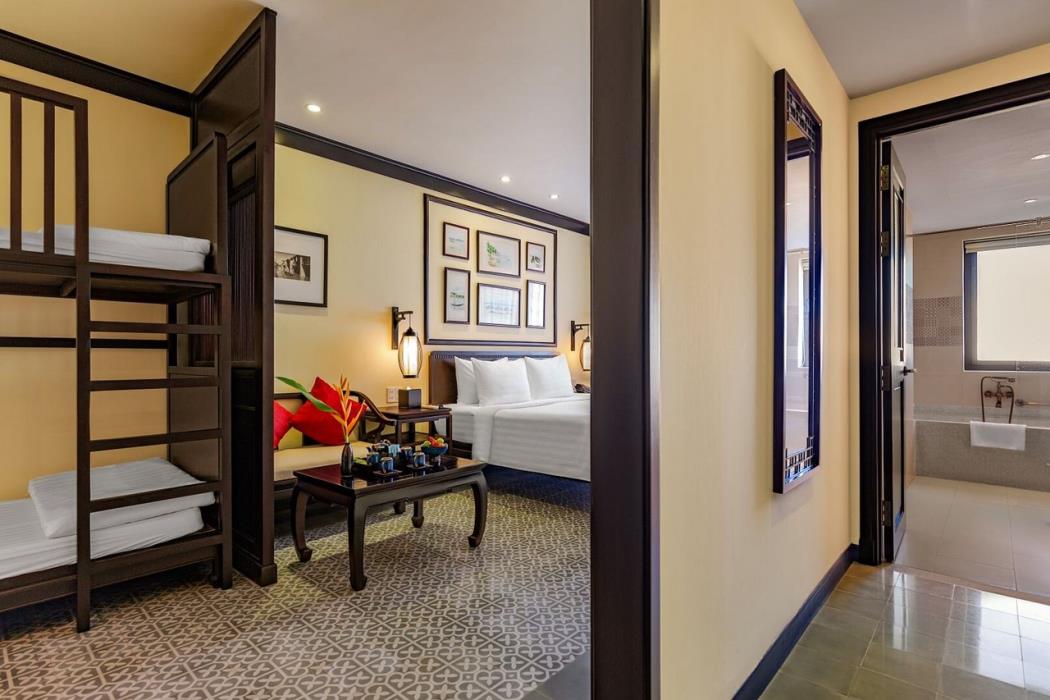 wyndham garden hoi an