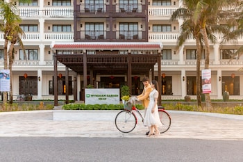 wyndham garden hoi an