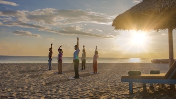 wyndham garden hoi an