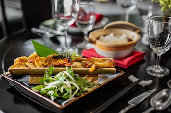 wyndham garden hoi an