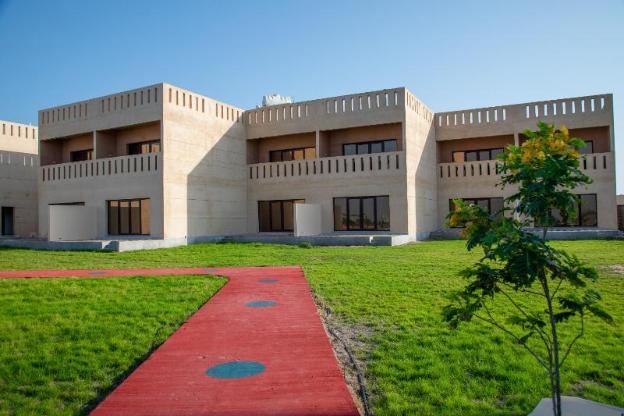 continent hotel al uqayr