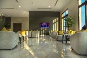 continent hotel al uqayr