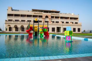 continent hotel al uqayr