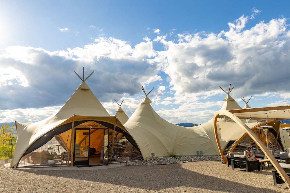 under canvas north yellowstone paradise valley