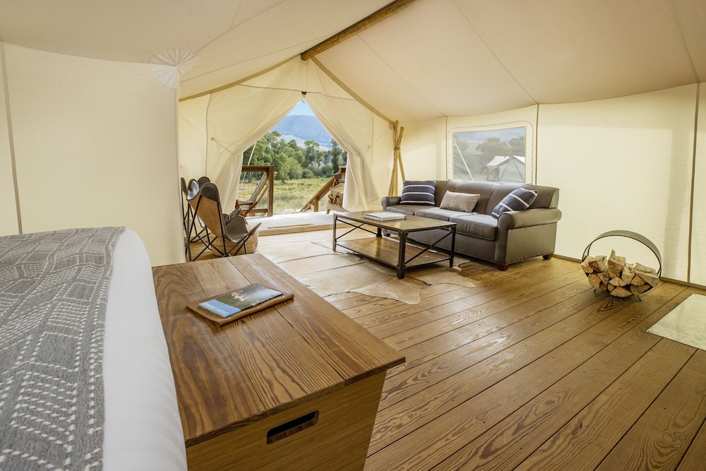 under canvas north yellowstone paradise valley