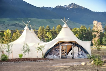 under canvas north yellowstone paradise valley
