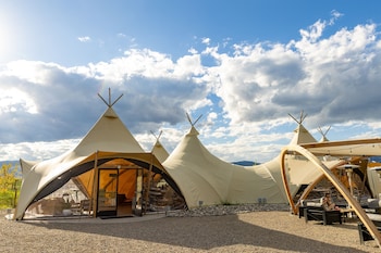 under canvas north yellowstone paradise valley
