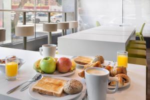 bandb hostal zaragoza plaza mozart