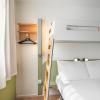 bandb hostal zaragoza plaza mozart