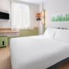 bandb hostal zaragoza plaza mozart