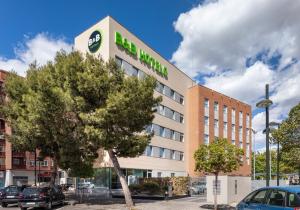bandb hostal zaragoza plaza mozart