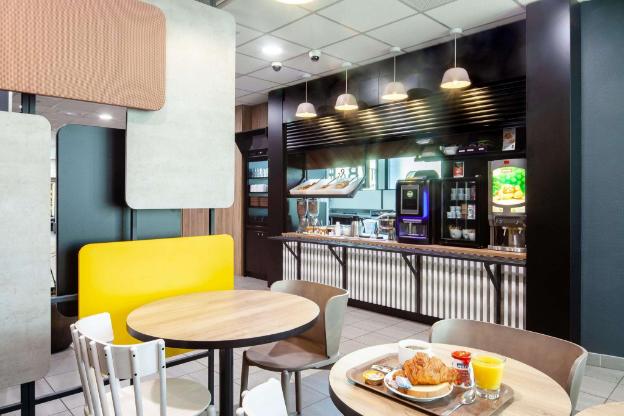 bandb hotel paris saint denis pleyel