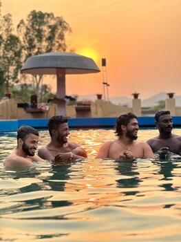 Corniche Inn Resort,Anaikatti>>Coimbatore,2 star
