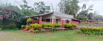 safari land resort