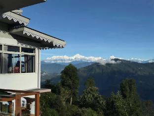 Kanchanjunga Mirror Homestay-Whole Cottage,East Sikkim>>Aritar,4 star