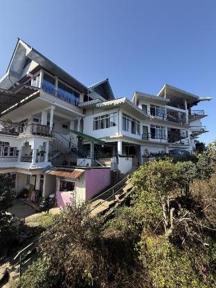 Kanchanjunga Mirror Homestay-Whole Cottage,East Sikkim>>Aritar,4 star