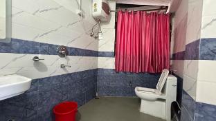 kanchanjunga mirror homestay whole cottage