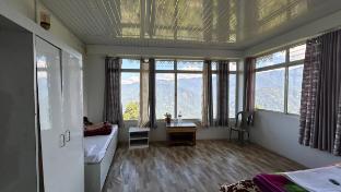 kanchanjunga mirror homestay whole cottage