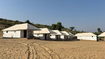 hariyali dhani camps and resorts