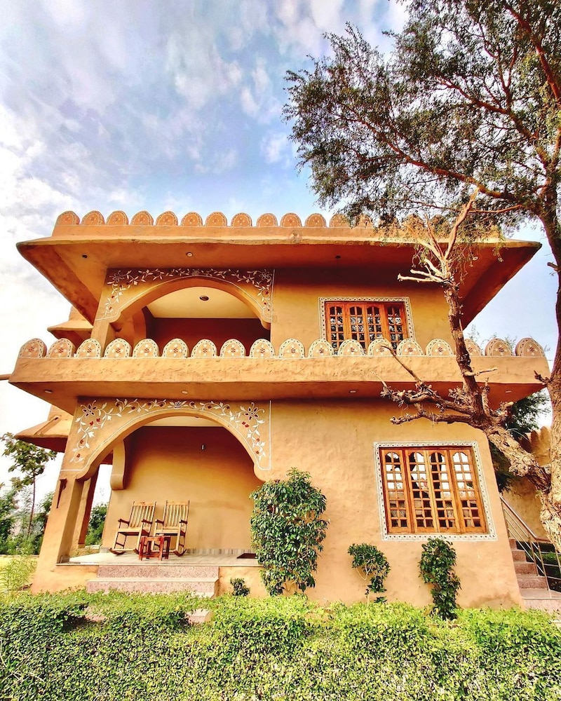 hariyali dhani camps and resorts