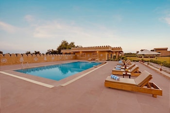 hariyali dhani camps and resorts
