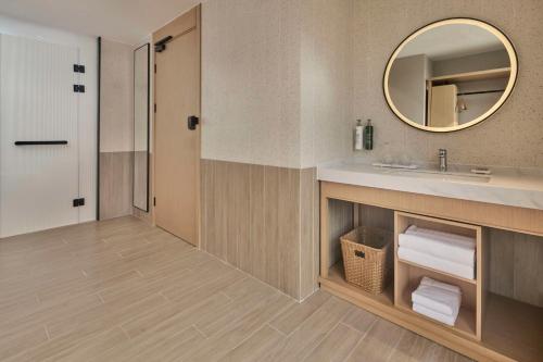hilton garden inn zhuhai jinan university