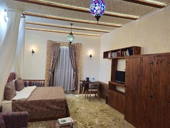 qiz qalasi hotel