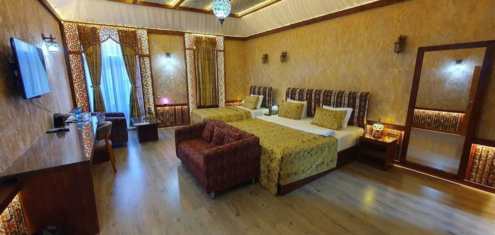 qiz qalasi hotel