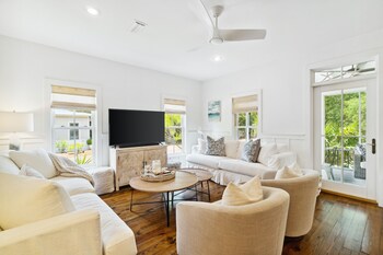 magnolia cottages by the sea by phg