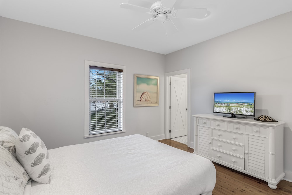 magnolia cottages by the sea by phg