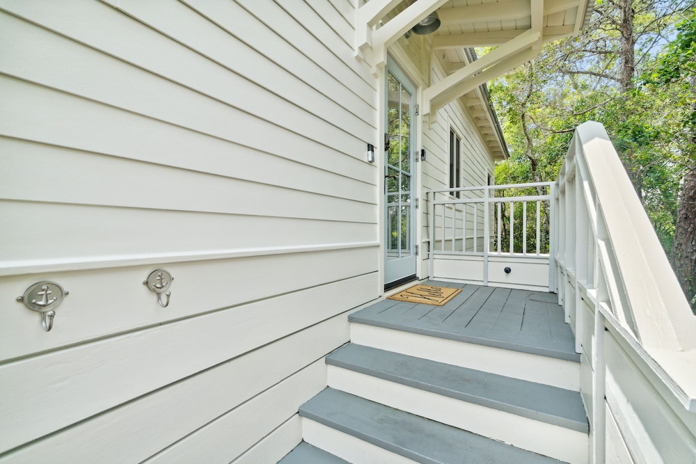 magnolia cottages by the sea by phg