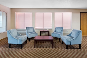 Super 8 By Wyndham Rochelle,Hoffman Estates>>Chicago,2 star
