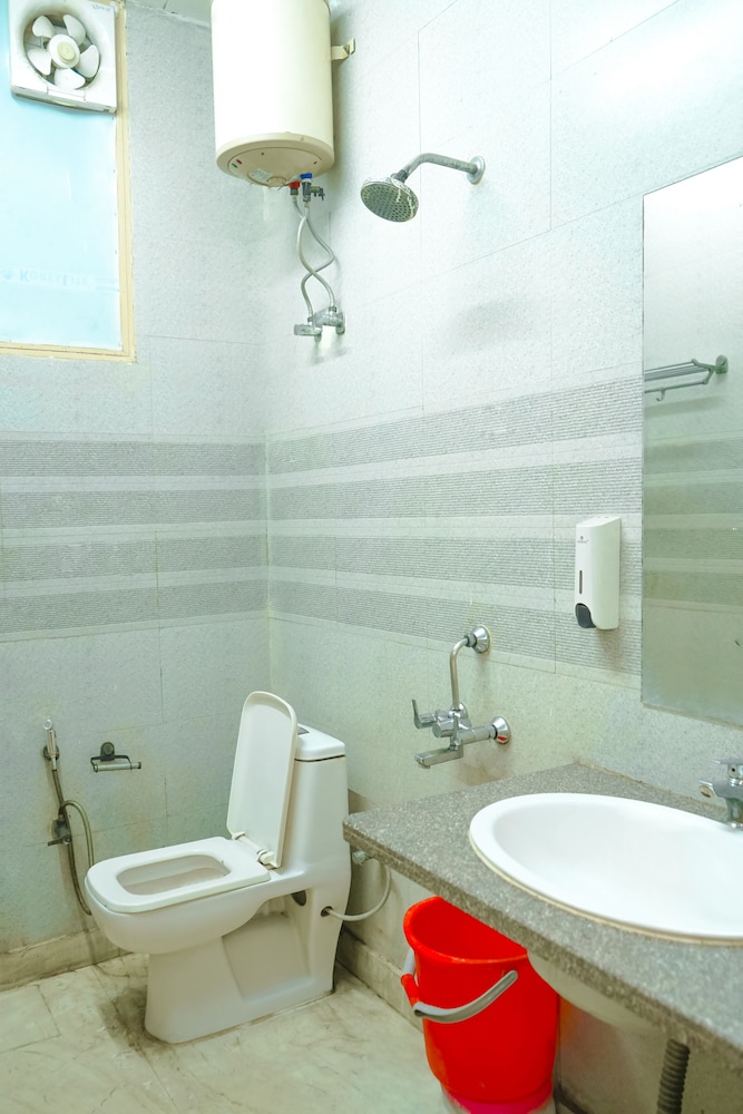 hotel cladis by quadis sector 15 noida
