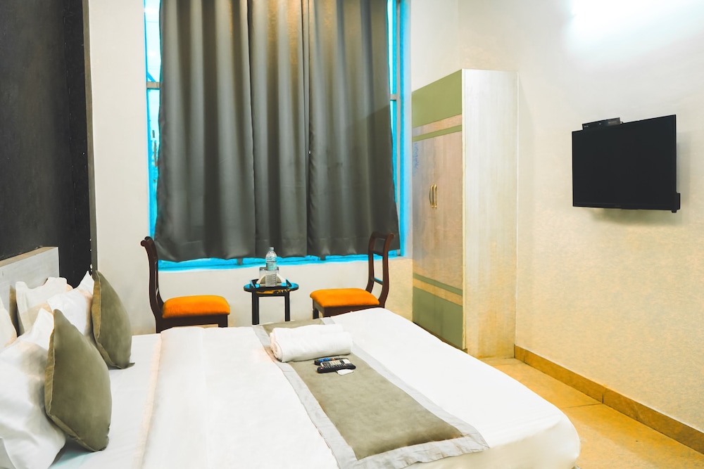 hotel cladis by quadis sector 15 noida