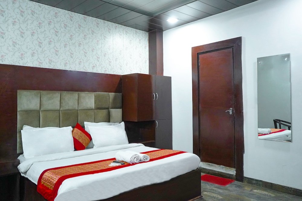 hotel cladis by quadis sector 15 noida
