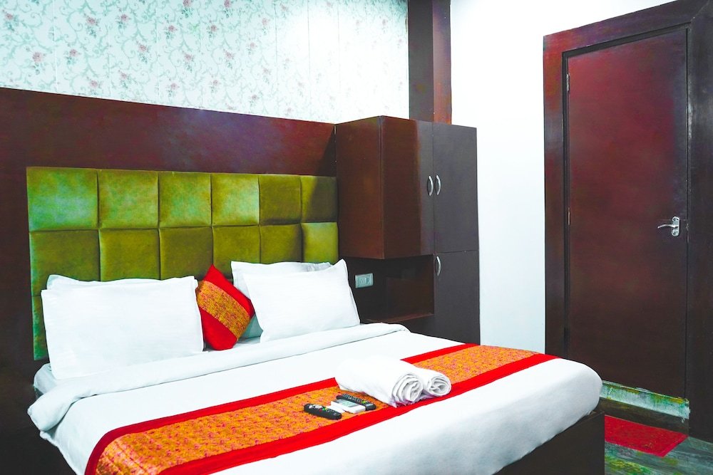 hotel cladis by quadis sector 15 noida