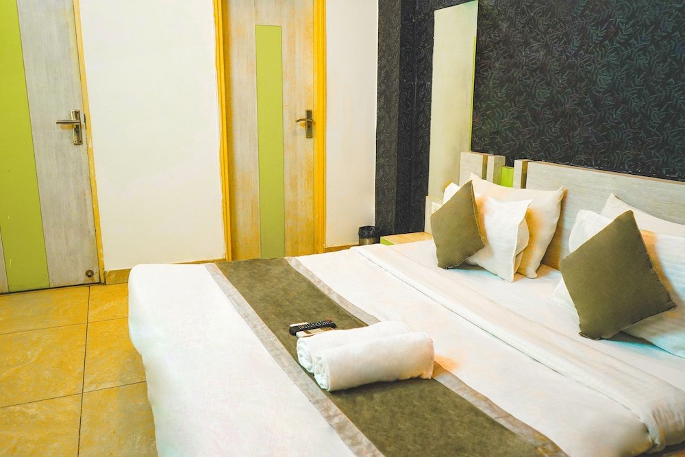 hotel cladis by quadis sector 15 noida