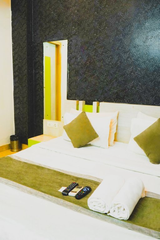 hotel cladis by quadis sector 15 noida