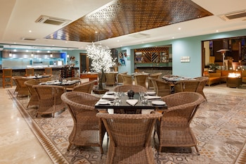 villa del arco beach resort and spa