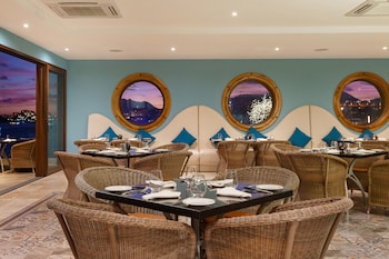 villa del arco beach resort and spa