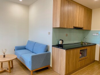 ph hotel and apartment