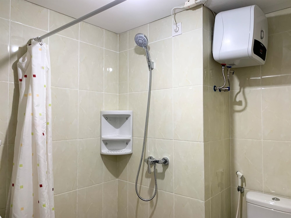 spacious and nice 3br apartment at m town residence