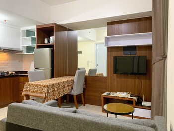 spacious and nice 3br apartment at m town residence