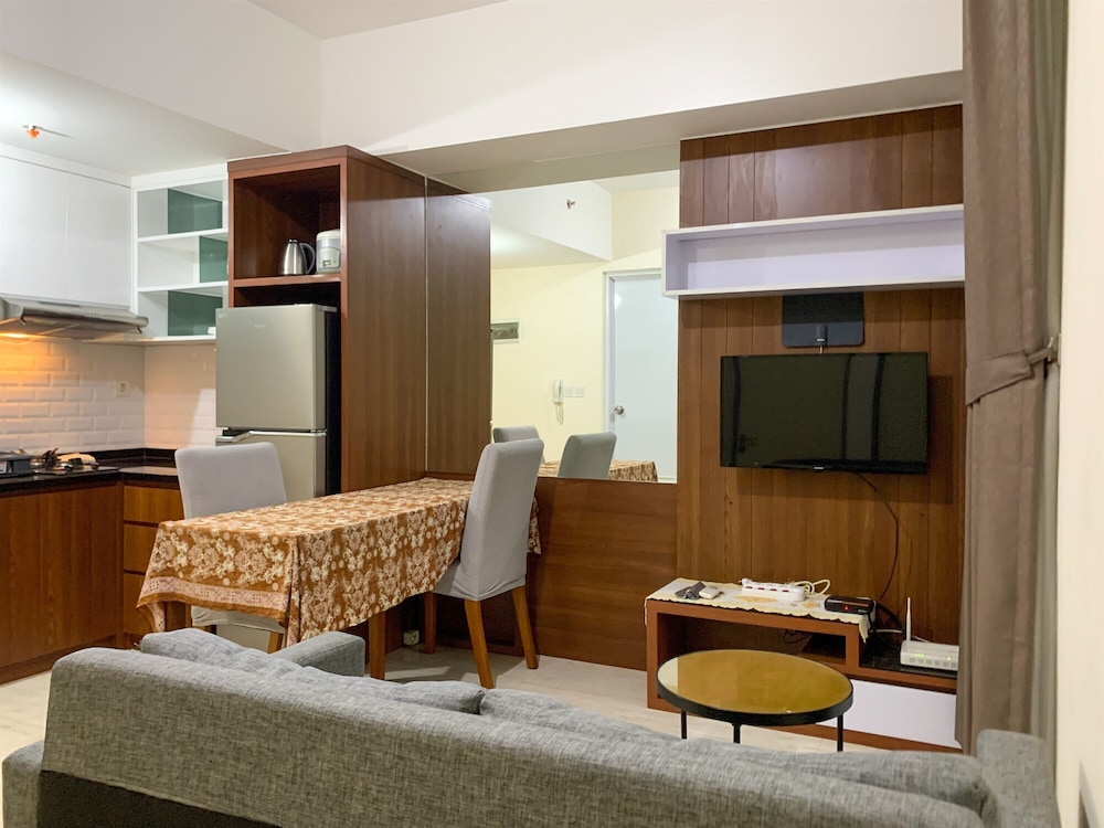 spacious and nice 3br apartment at m town residence