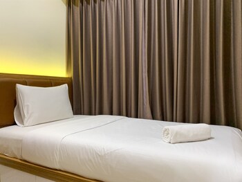 spacious and nice 3br apartment at m town residence
