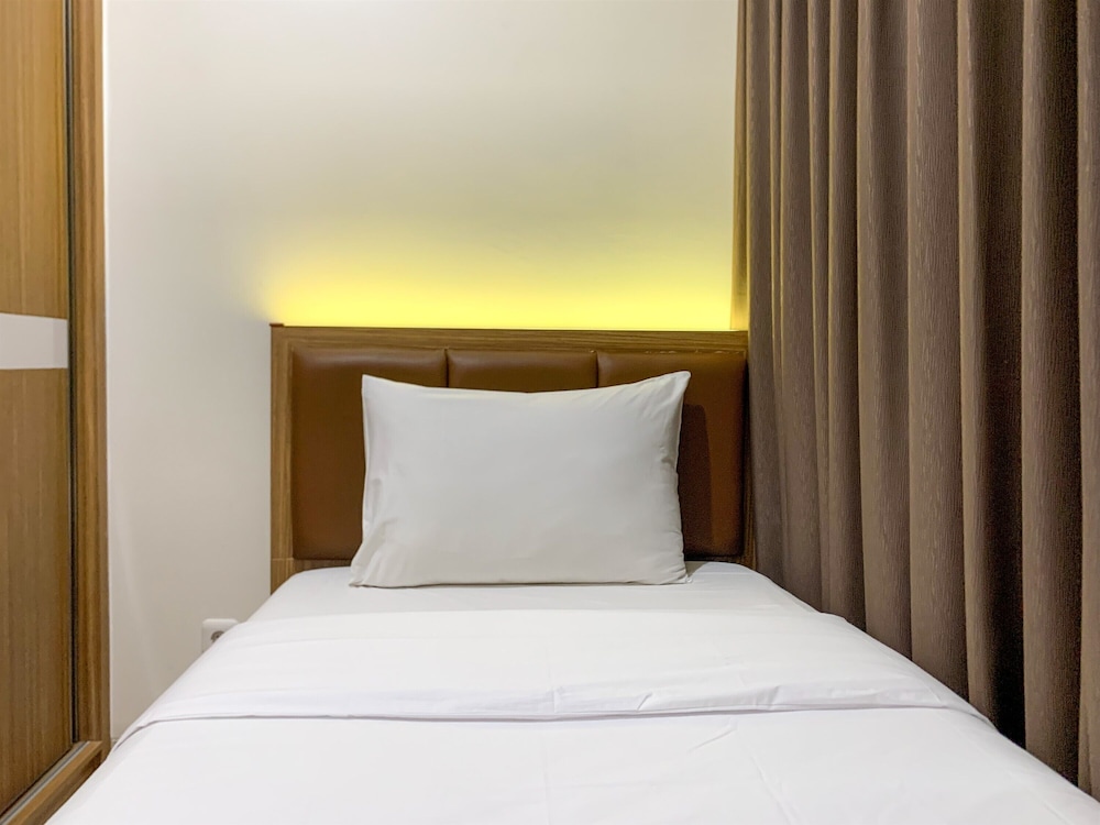 spacious and nice 3br apartment at m town residence