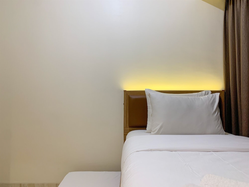 spacious and nice 3br apartment at m town residence