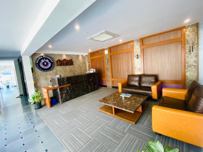 hotel shloka residency